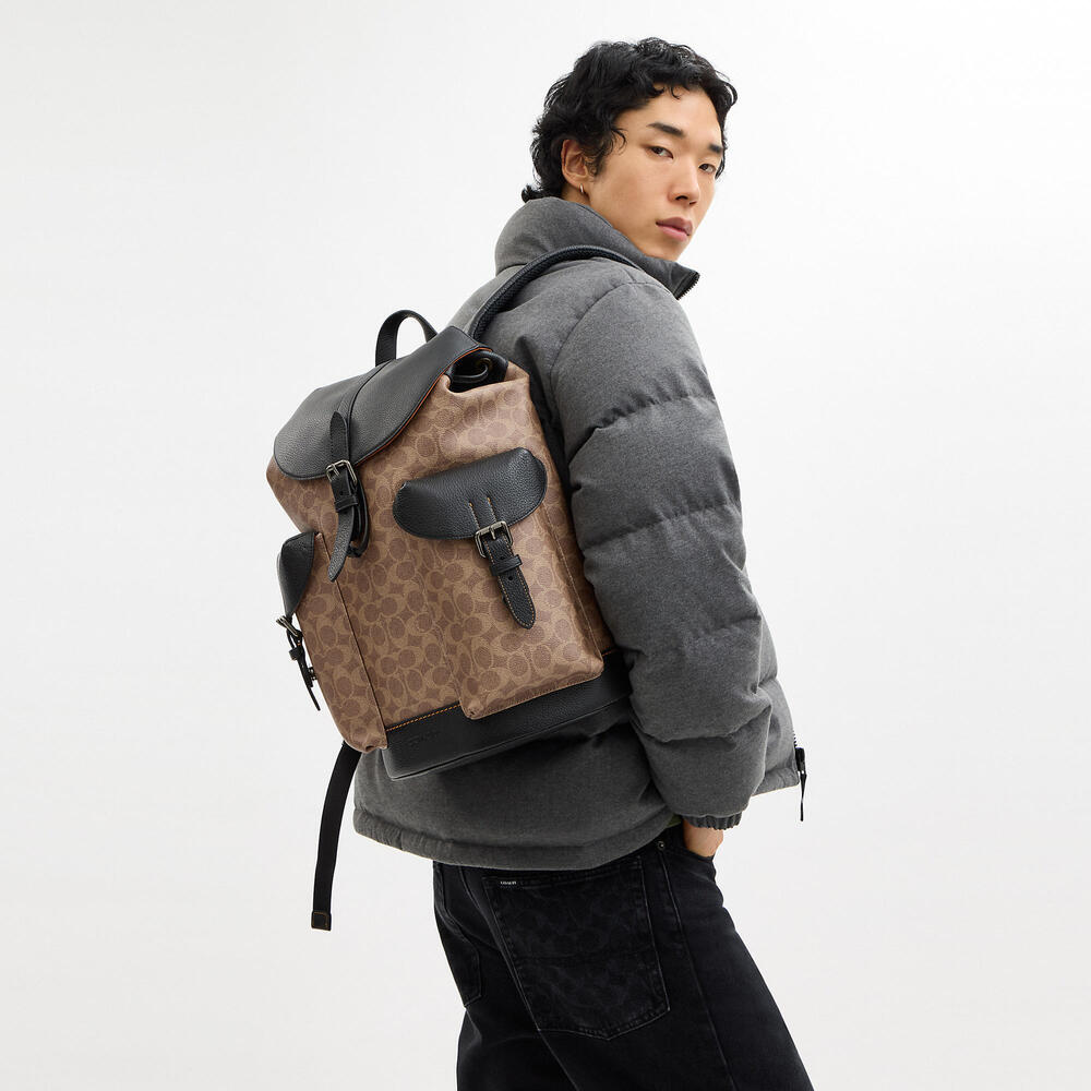 Warner Backpack In Signature Canvas